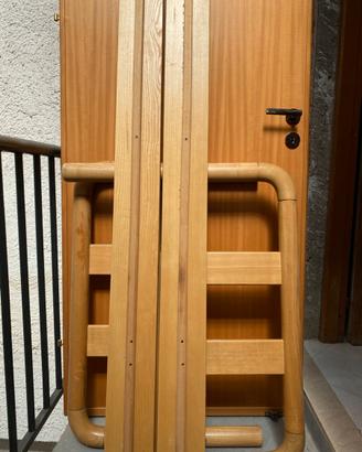 Lettino per cameretta in legno