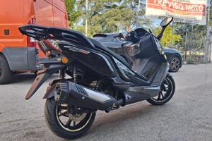 SCOOTER CYCLONE (benelli/keeway) RT3S 300cc