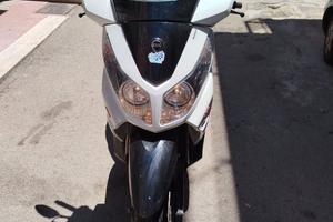 Scooter 300 CITY COM