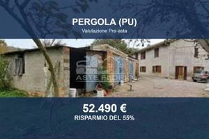 Immobile in asta di 193 m² a Pergola