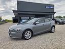 volvo-v40-1-6-diesel-del-2015-con-130-000km