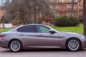 Giulia 2.2D Super, Manuale, Cinghia Fatta, Hankook