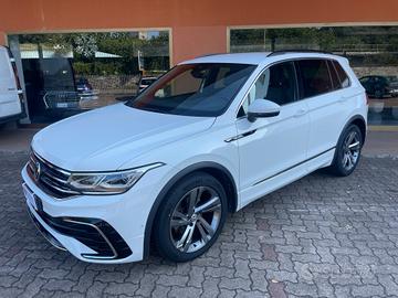 Volkswagen Tiguan 2.0 TDI 150 CV SCR DSG R-Line