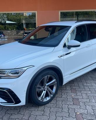 Volkswagen Tiguan 2.0 TDI 150 CV SCR DSG R-Line
