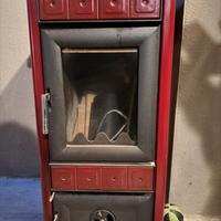 Stufa a legna ROYAL in ghisa - completa di tubo