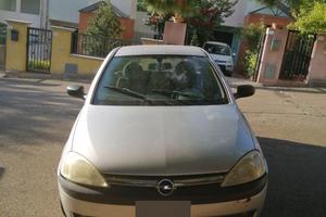 Opel corsa 1200 benzina
