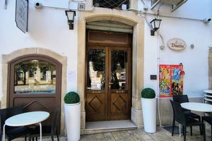 Bar & Pub, Bovino