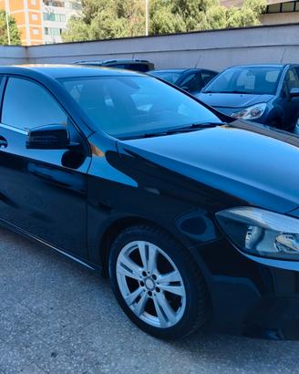 Mercedes-benz A 180 d Automatic Premium