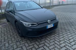 Volkswagen Golf VIII 1.0 TSI Life: