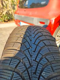 Pneumatici invernali Goodyear Ultragrip 205/60 r16