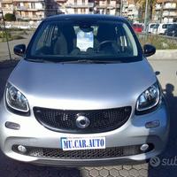 Smart ForFour 1.0 71cv passion tetto panoramico