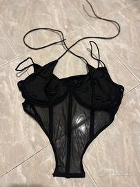 Top con bretelle sottile transparente