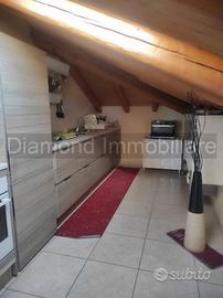 Appartamento mansardato a Pisano-Zafferana Etnea