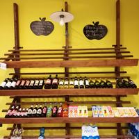 scaffale  a muro per frutta o altro x negozio 