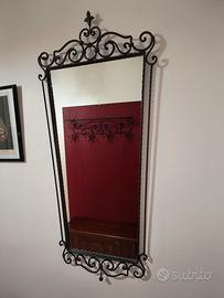 specchio in ferro battuto 