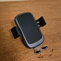 CARICATORE WIRELESS PER AUTO