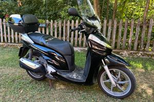 Scooter honda sh 300