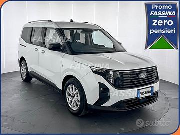 Ford Tourneo Courier 1.0 EcoBoost Titanium