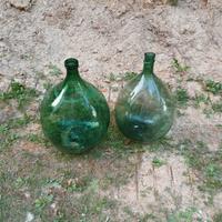 Boccioni - Damigiane di vetro 