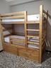 letto-a-castello-con-2-cassettoni-e-scala-in-abete