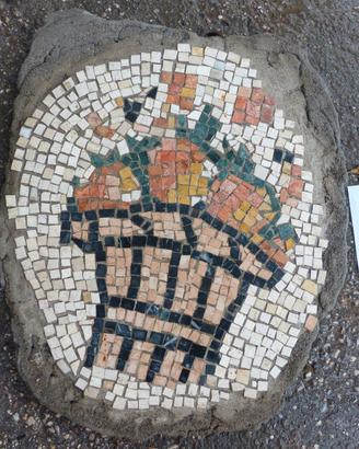 Mosaico "Cesto di fiori" cm. 46x40 - cod.04
