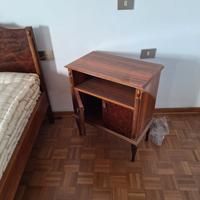 Letto e cassettiera