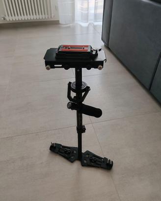 Stabilizzatore per Canon o Nikon FLYCAM HD 3000
