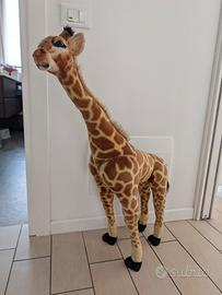 giraffa di peluche
