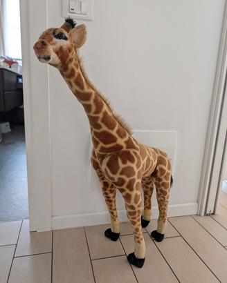 giraffa di peluche