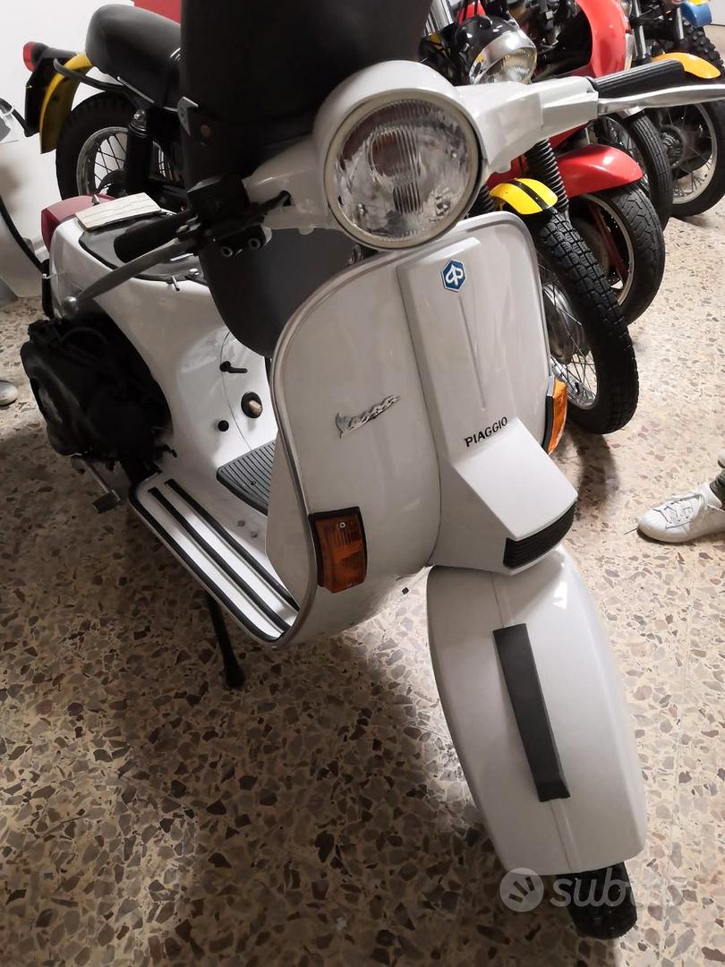 KUTUSUZ - SCHUCO - PIAGGIO - VESPA 150 PX 150th ANNIVERSARIO UNITA' D'ITALIA 2011