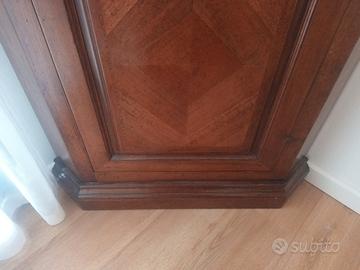 angoliera legno massello