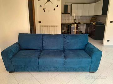Divano 4 posti