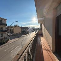 Luminoso trilocale in piccola palazzina