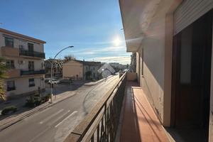 Luminoso trilocale in piccola palazzina