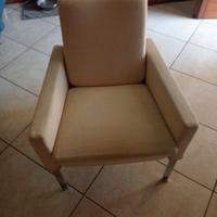 due poltrone sfoderabili 