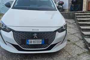 Peugeot E-208 Elettrica 