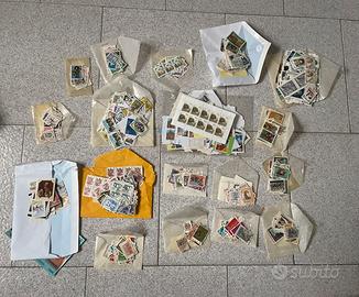 Francobolli oltre 1000 pezzi del 900 e 2000