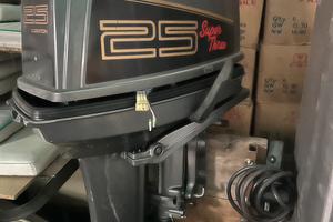 Suzuki super three 25cv