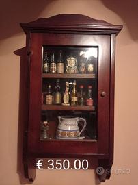 vetrinetta bacheca in arte povera