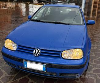 VOLKSWAGEN Golf 4