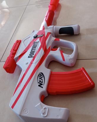Blaster giocattolo motorizzato Nerf Fortnite B-AR