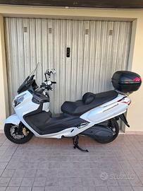 Scooter sym 400