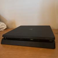 Play station 4 slim 500GB nera