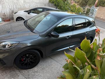 Ford kuga st line x