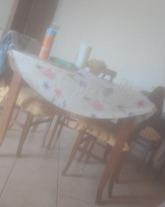 Tavolo a portafoglio 6 posti co 6 sedie