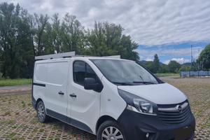 opel vivaro b turbo