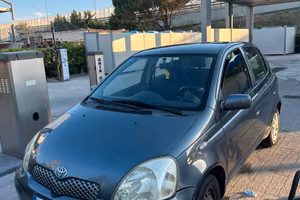 Toyota Yaris 1.0 Benzina 2005 manuale