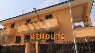 PORZIONE DI BIFAMILIARE A RHO