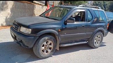 Fuoristrada Opel Frontera diesel sport