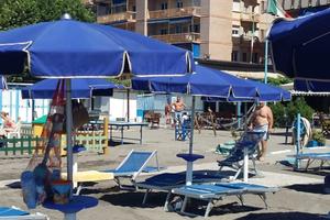 Davanti alla spiaggia 2 camere